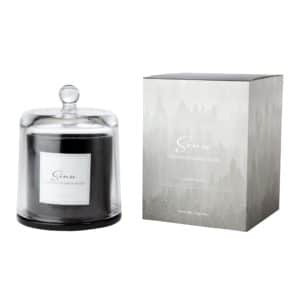 Elegant Sense doftljus med lakrits och sandelträ, presenterat i genomskinligt glas med lock och förpackat i en stilfull ask.
