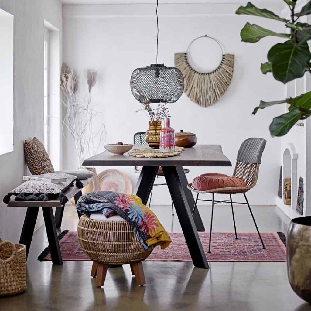 82047009_2 svart bambulampa Bloomingville