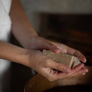 Aleppotvål 40% – olivolja & lagerbärsolja (200 g)